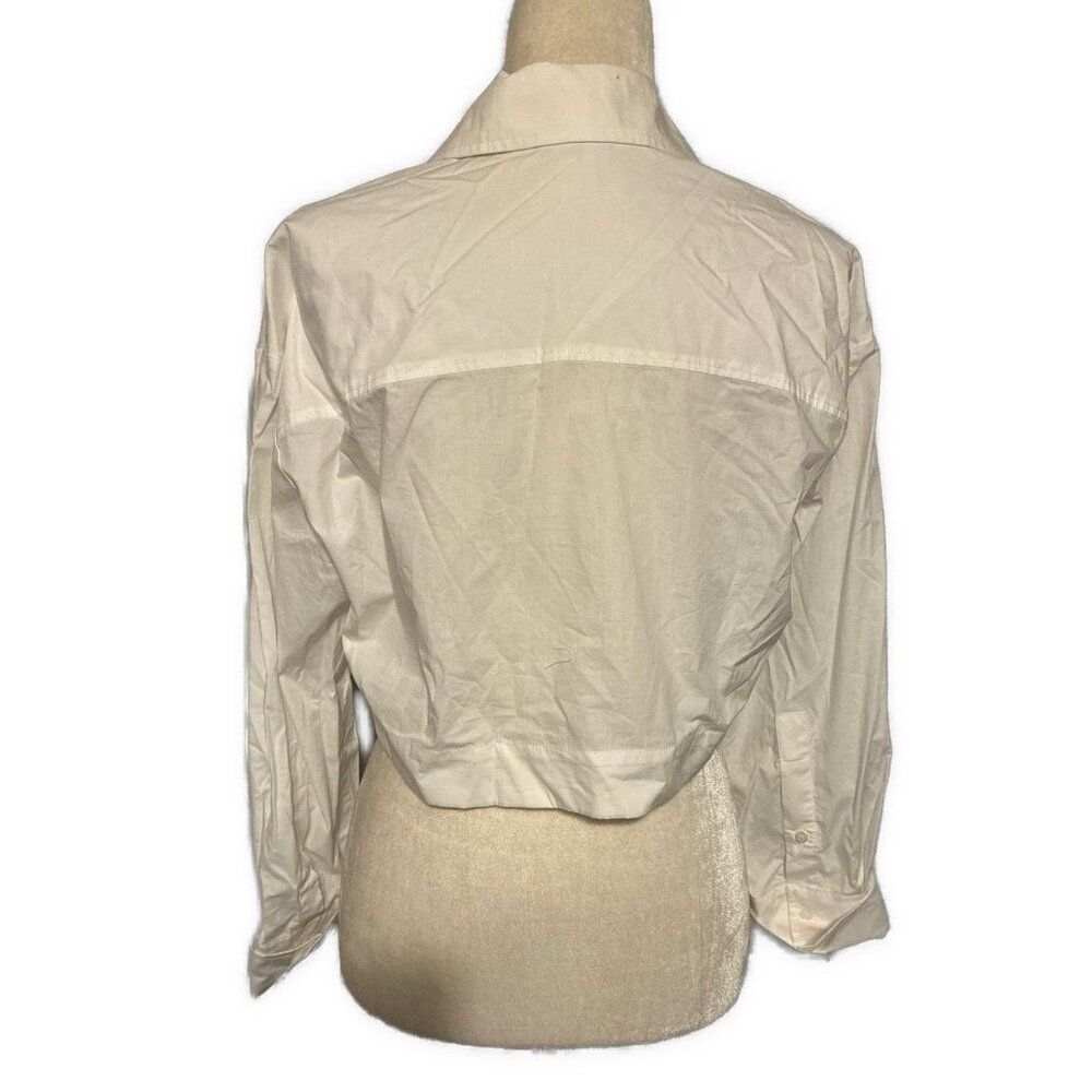 zarina style white long sleeve crop button down silver fringe 42 Medium - Picture 2 of 4